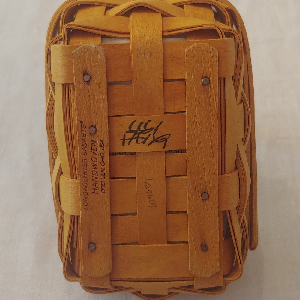 Longaberger Parsley Basket - Picture 7 of 11